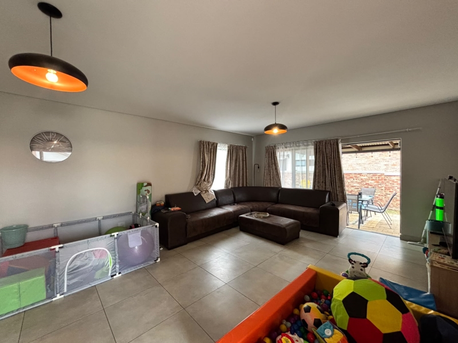 3 Bedroom Property for Sale in Baillie Park North West